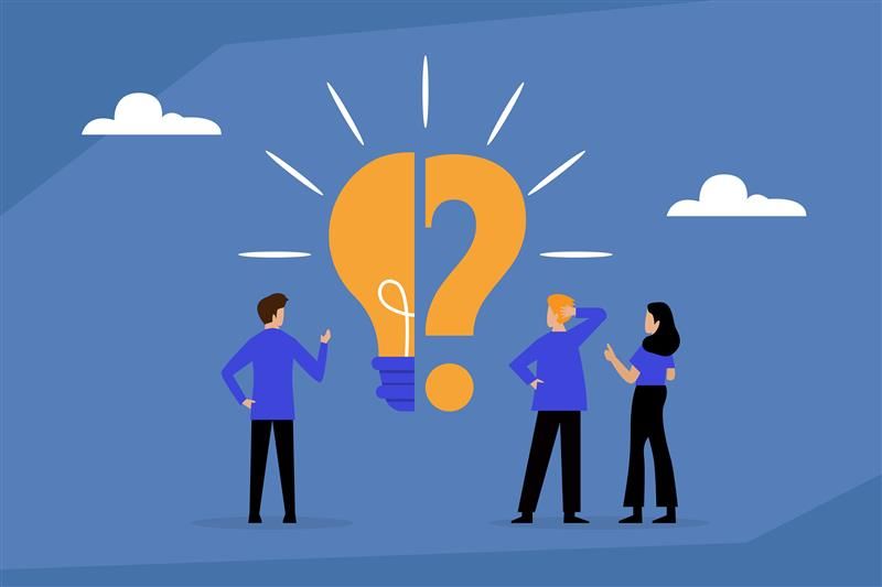 Illustration von drei Personen, die vor einer grossen Kombination aus Glühbirne und Fragezeichen stehen und gemeinsam über eine Idee oder Lösung diskutieren.